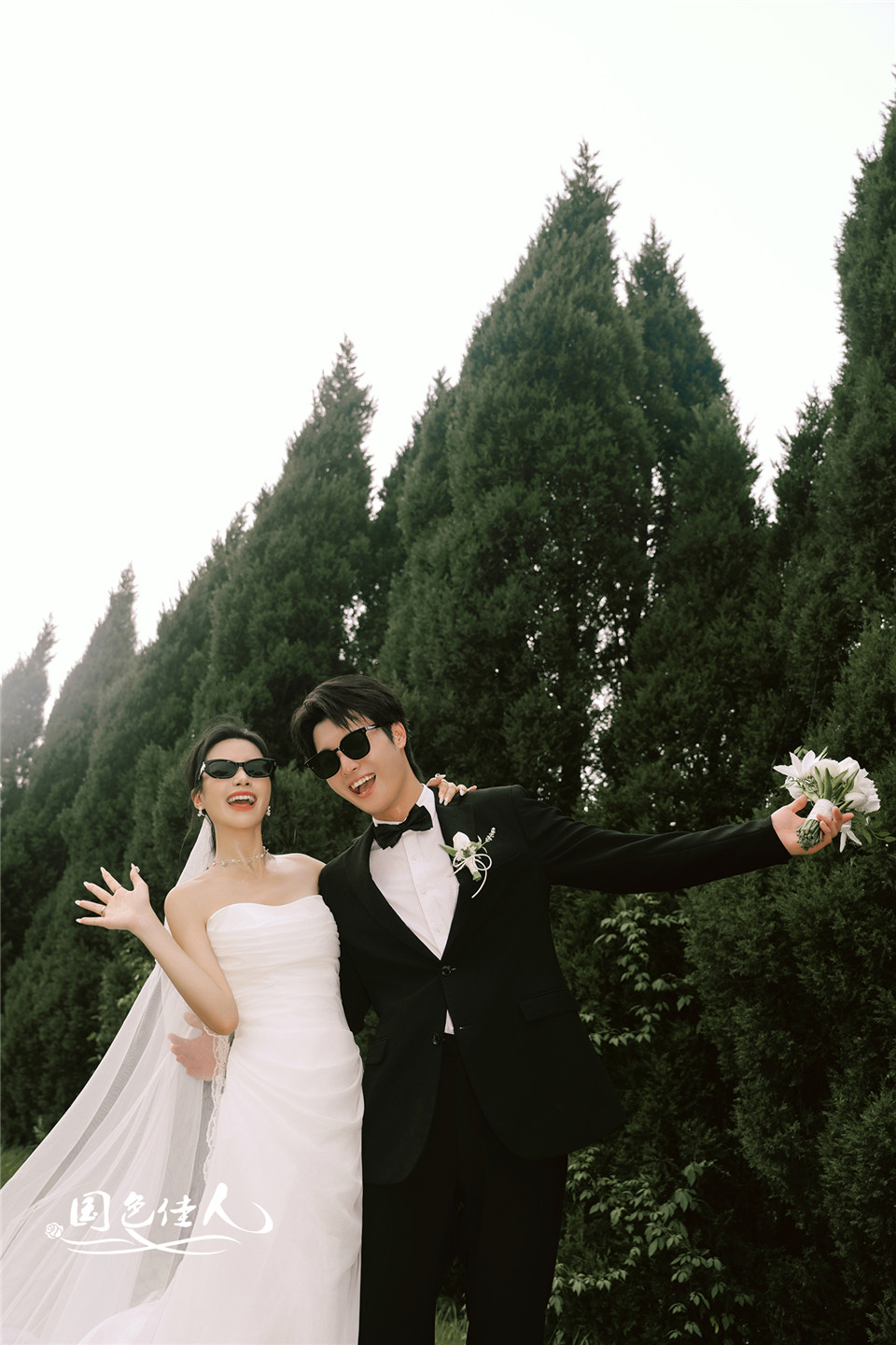 厦门纪实感活人感森系草坪婚纱照推荐国色佳人