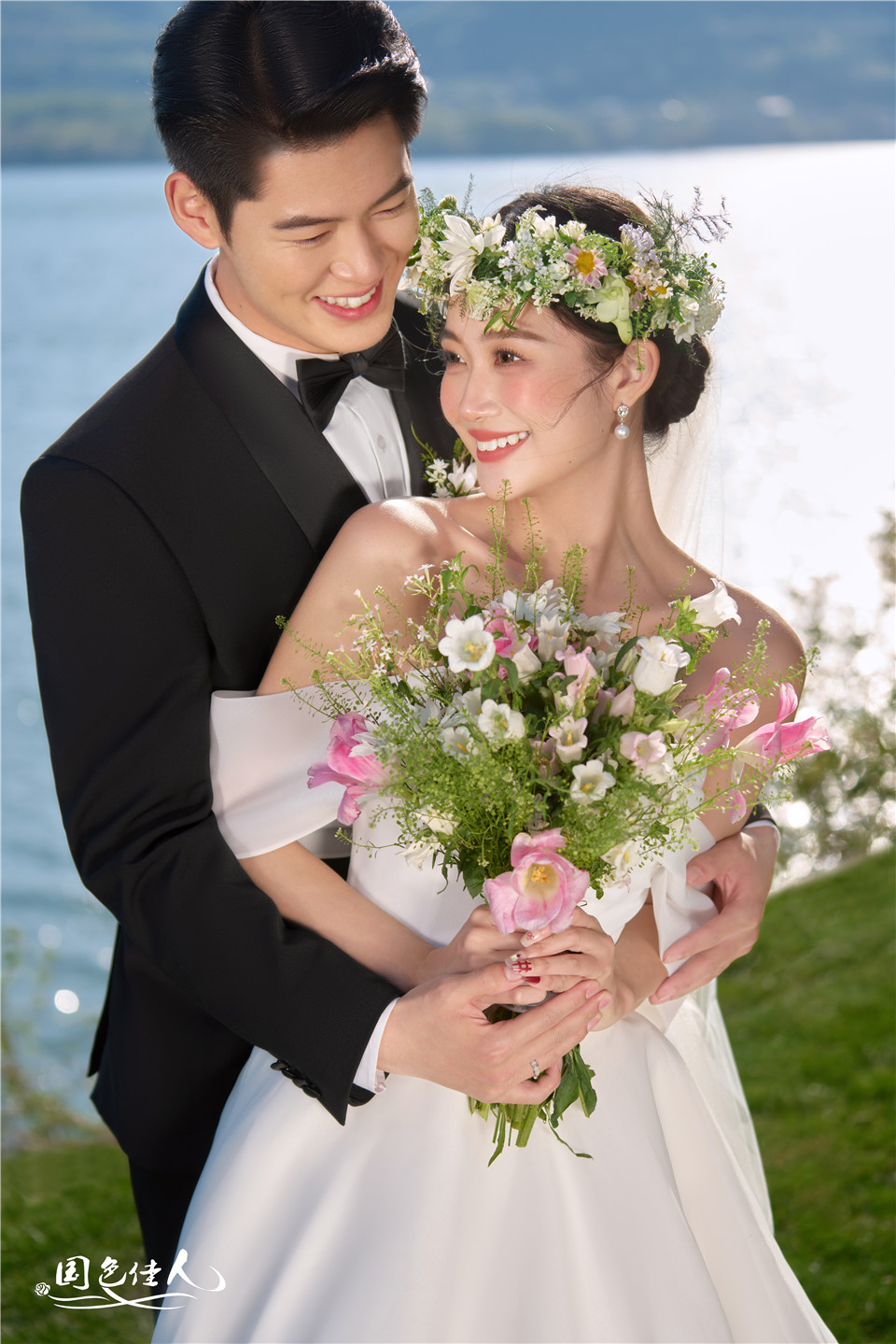 厦门婚纱摄影比较好&森系草坪婚纱照